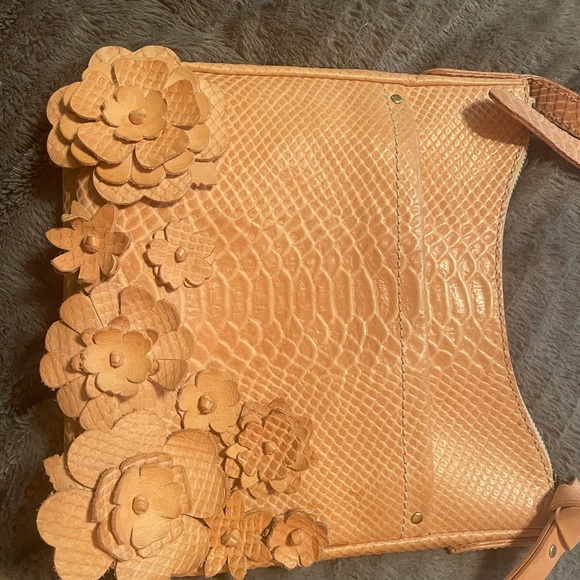 Frye crossbody real leather purse - Picture 2 of 5